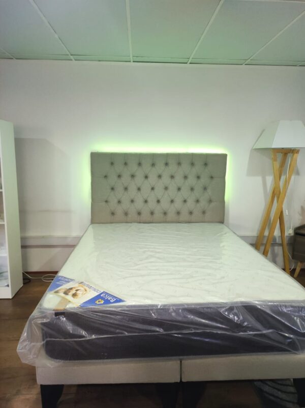 Respaldo de cama 2 plaza con luces LED